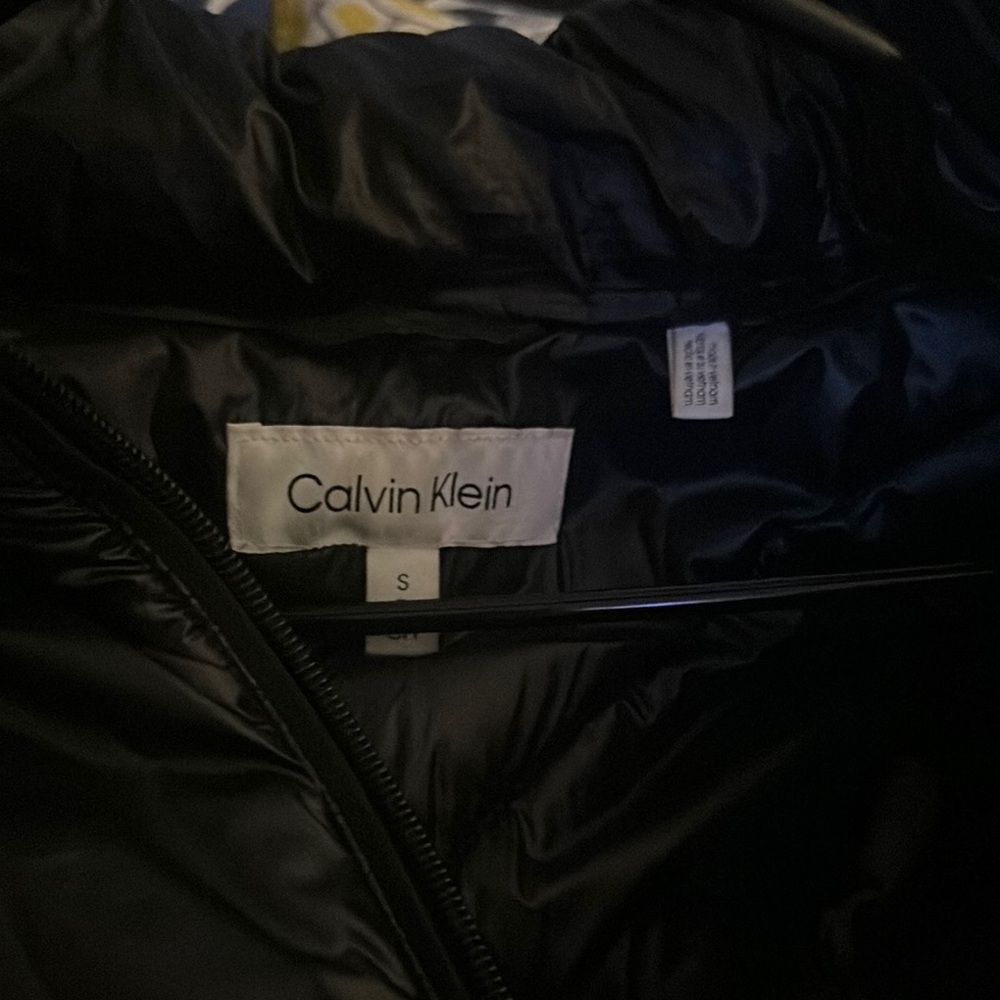 Calvin Klein Sleek Black Outerwear